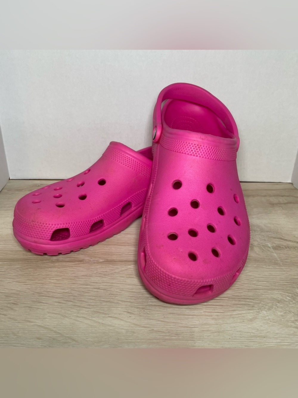 Crocs Classic Clog Hot Pink Men 13 Womens 11 Summer Waterproof Sandal Shoe